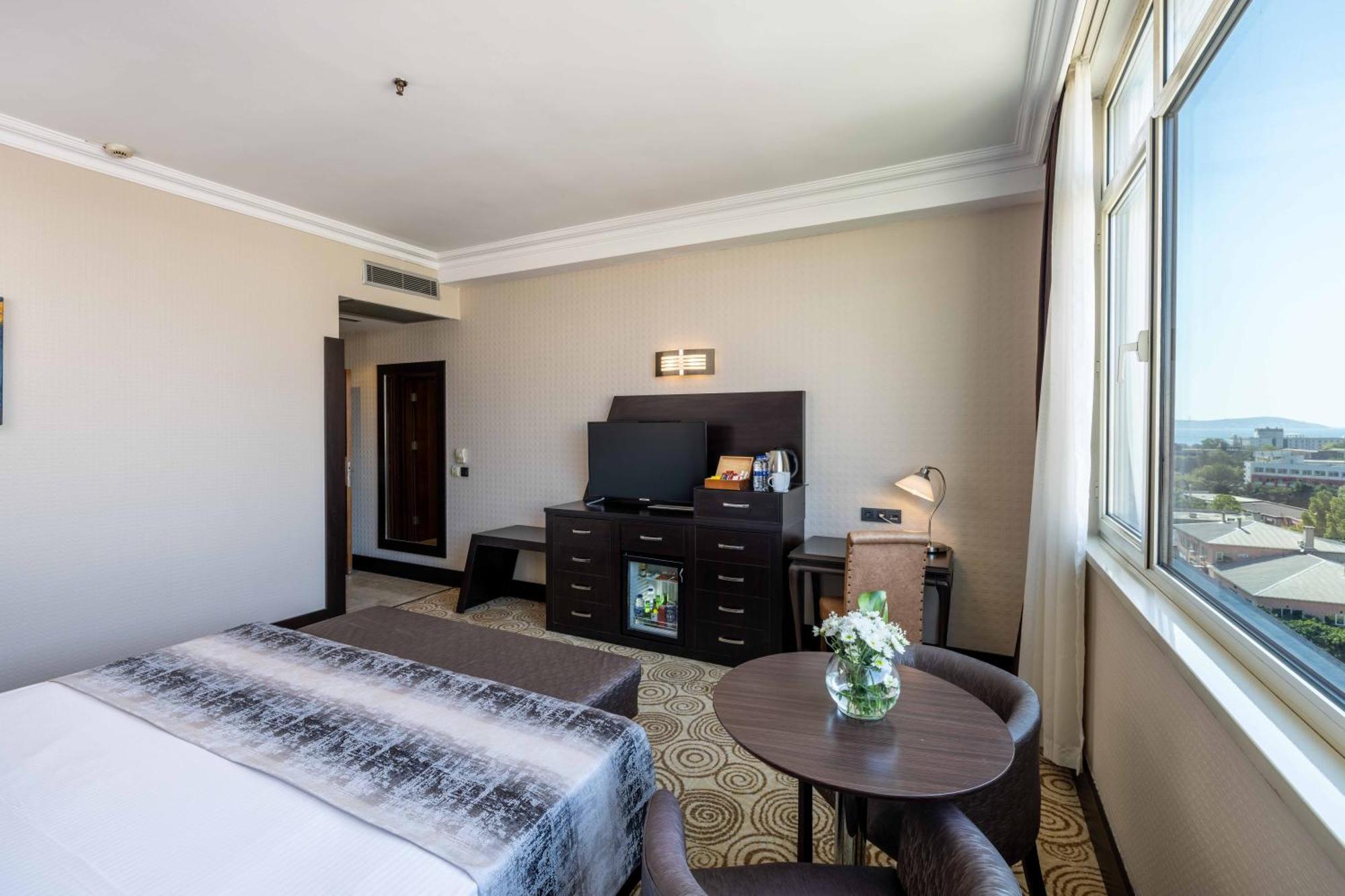 Elite Hotel Dragos Istanbul Exterior photo